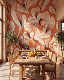 Papier peint panoramique Soleil de Sienne dans une salle à manger méditerranéenne, fresque florale terracotta Wonderwall Casablanca