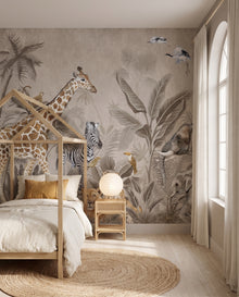 Papier peint panoramique safari aquarelle Serengeti — girafe, éléphants et zèbre en camaïeu sépia dans une chambre d'enfant chêne clair, Wonderwall Casablanca
