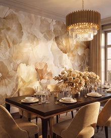 Papier peint panoramique Éventail Doré dans une salle à manger chic dorée, fresque ginkgo doré Wonderwall Casablanca