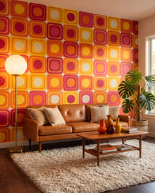 Papier peint rétro 70s Rétro Pop, carrés arrondis orange et rouge dans un salon rétro-chic seventies, Wonderwall Casablanca